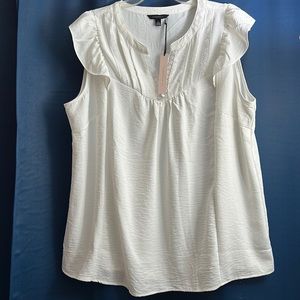 Tamara H  white sleeveless top sz 2X